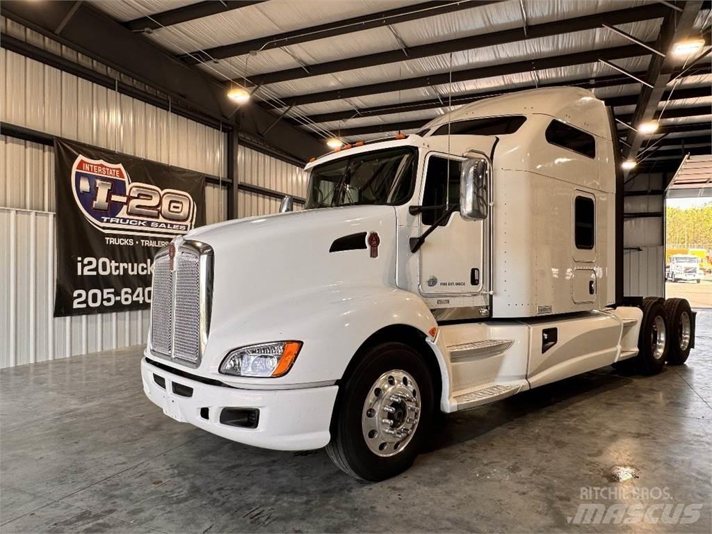 Kenworth T660 Tracteur routier