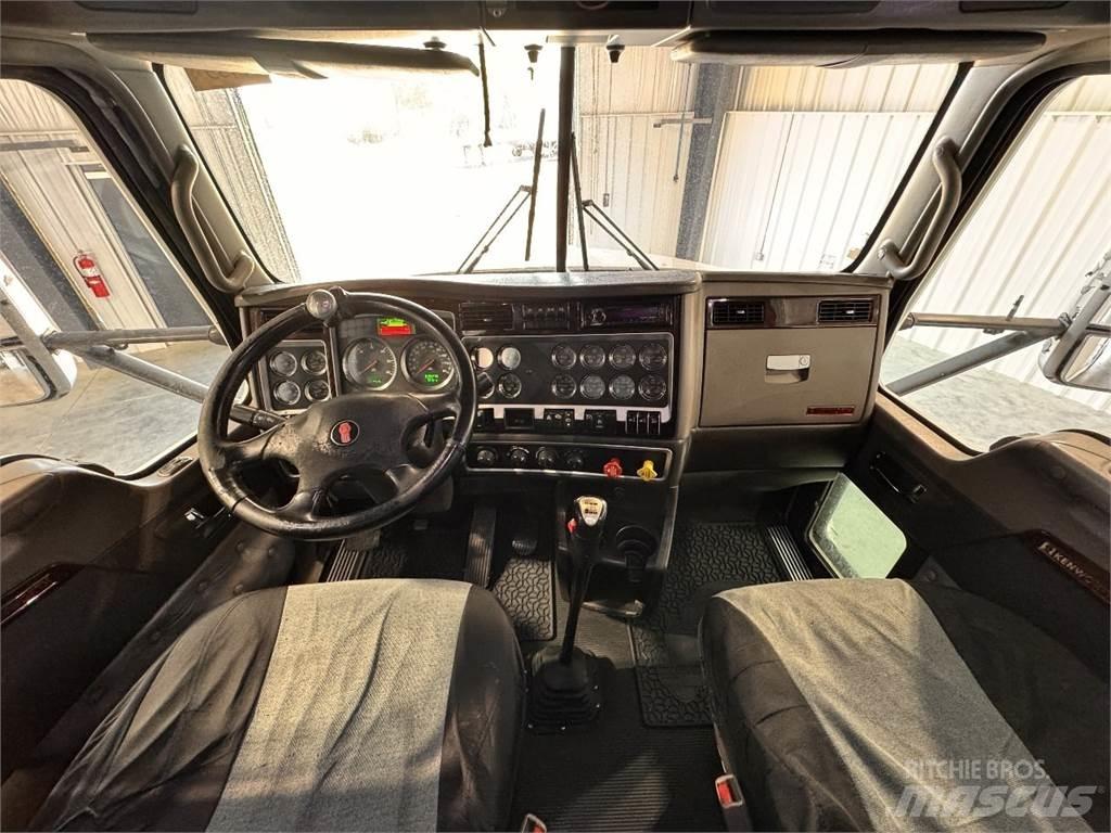 Kenworth T660 Tracteur routier