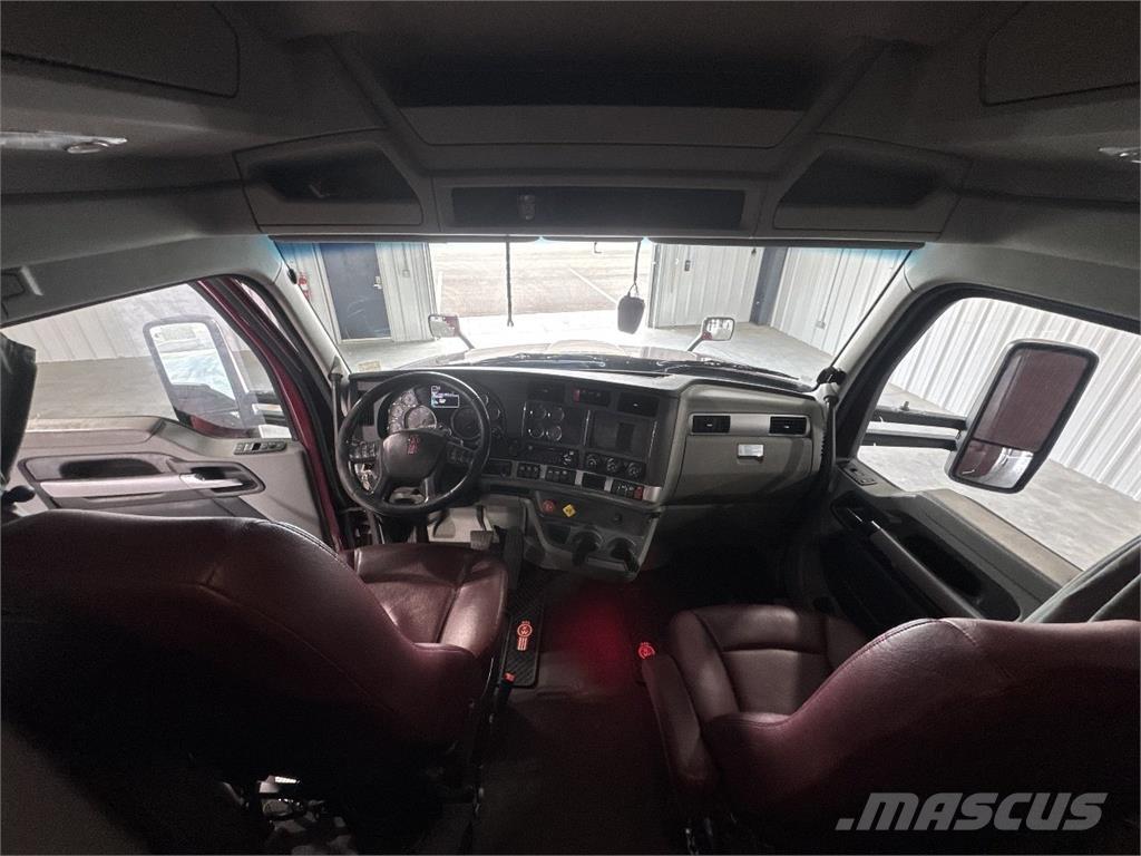 Kenworth T680 Tracteur routier