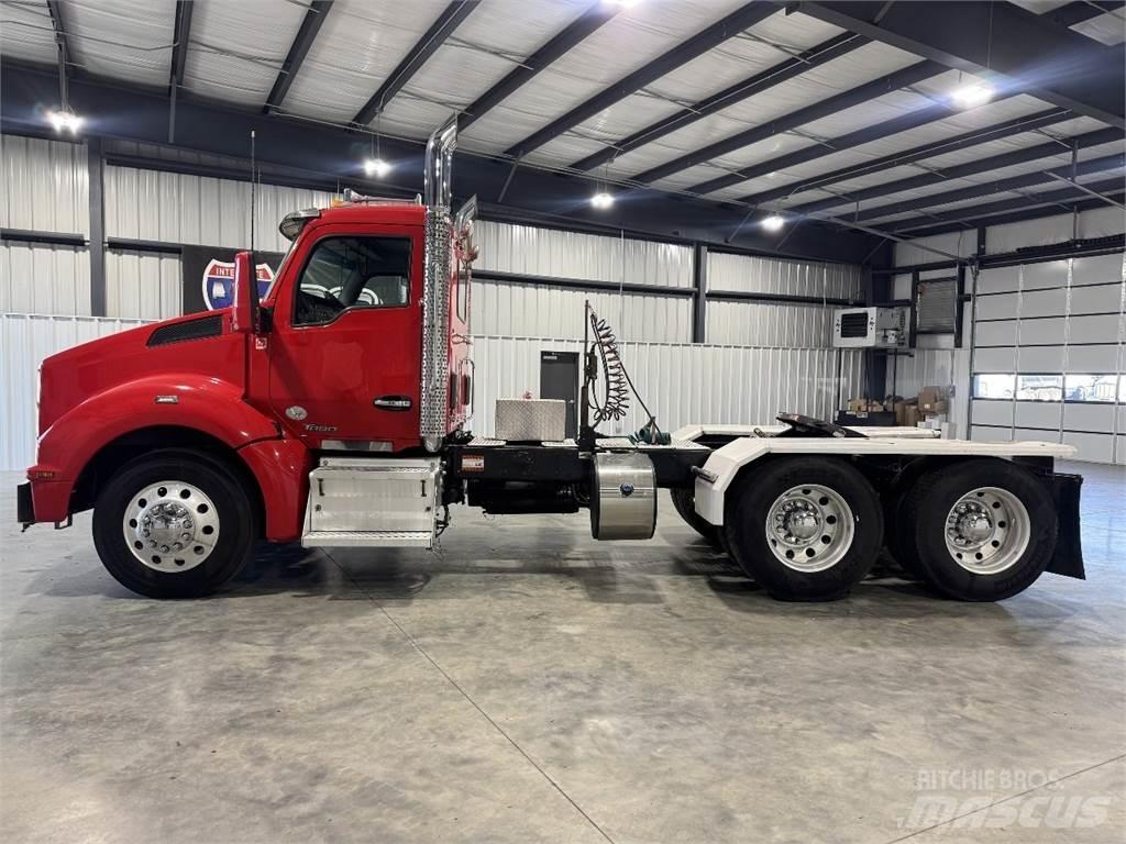 Kenworth T880 Tracteur routier