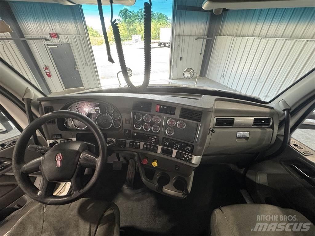 Kenworth T880 Tracteur routier