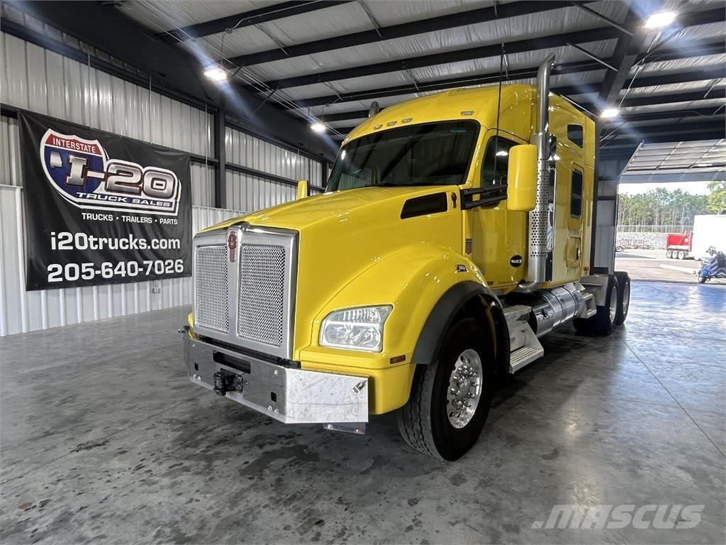 Kenworth T880 Tracteur routier