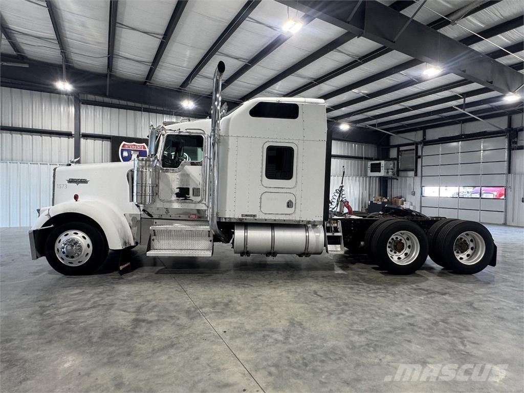 Kenworth W900 Tracteur routier