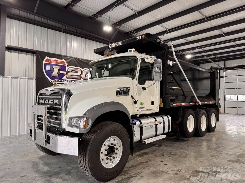 Mack GR64F Gold Dog Camion benne
