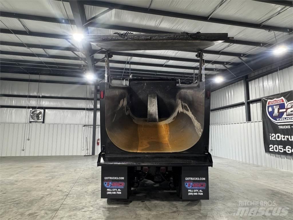 Mack GR64F Gold Dog Camion benne