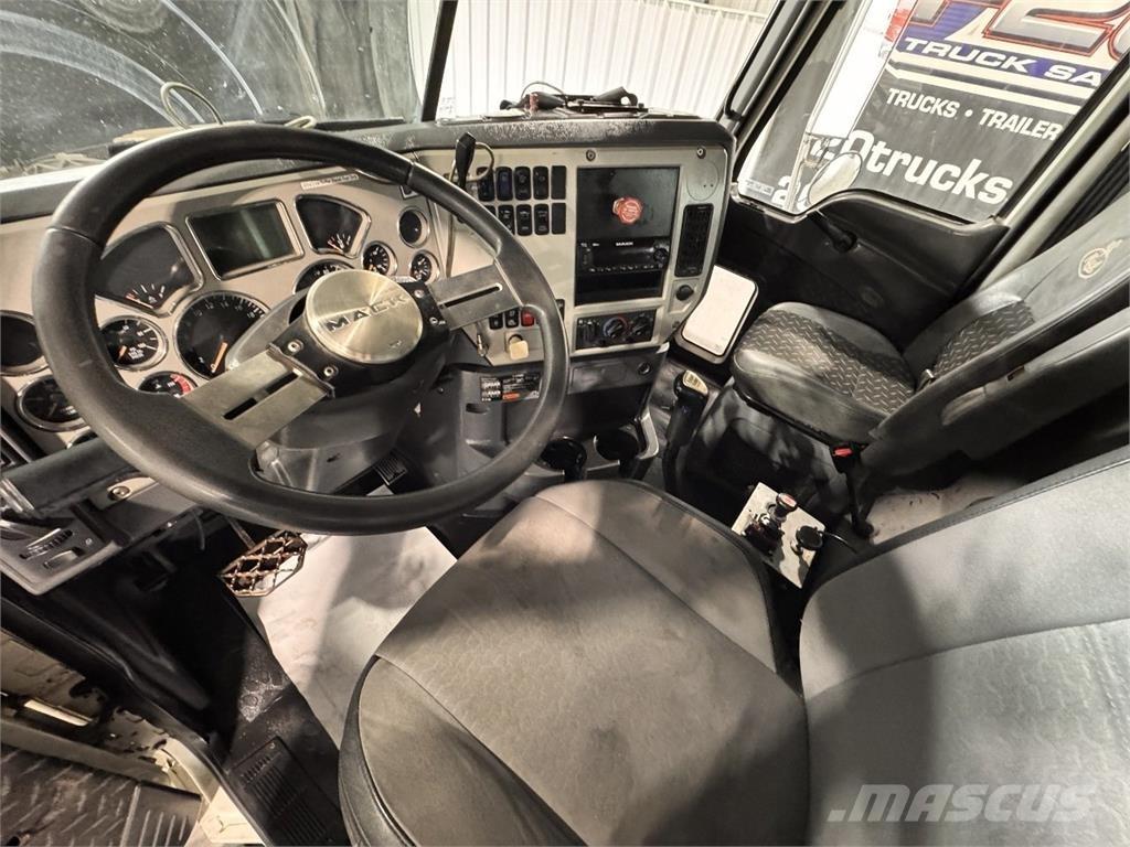 Mack Granite Camion benne