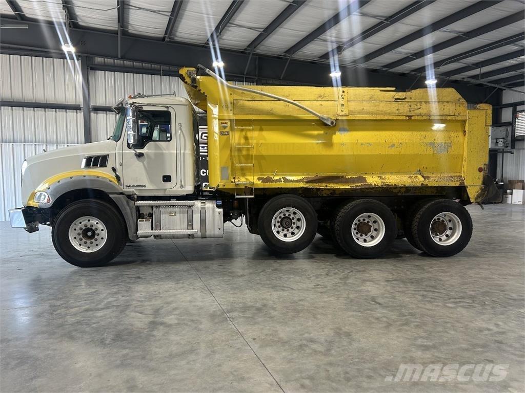 Mack Granite Camion benne