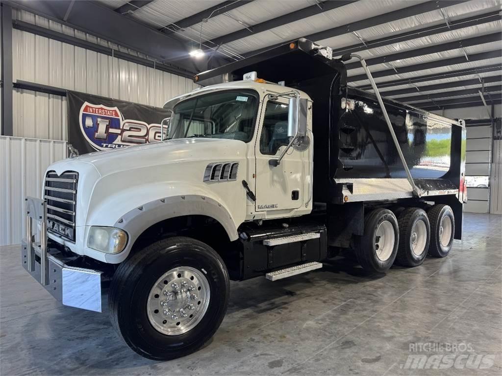 Mack GU713 Camion benne