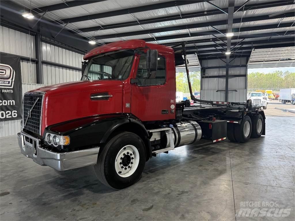 Volvo VHD Camion porte container