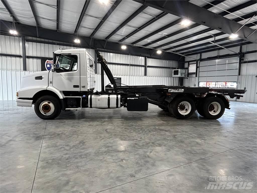 Volvo VHD Camion porte container