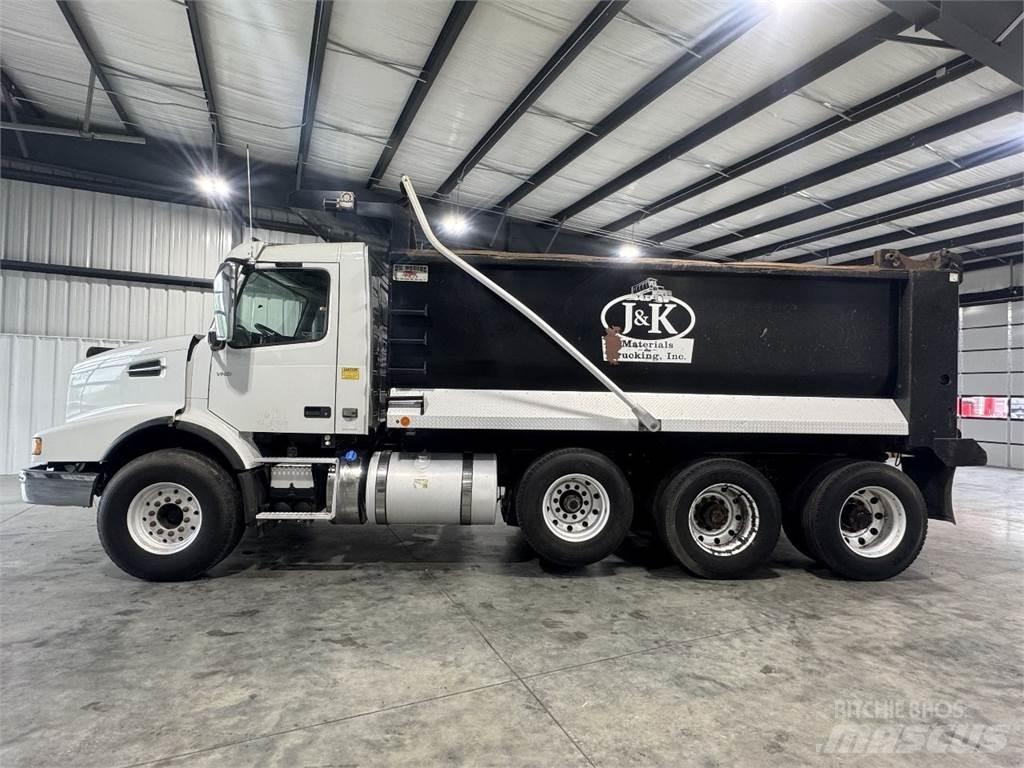 Volvo VHD Camion benne