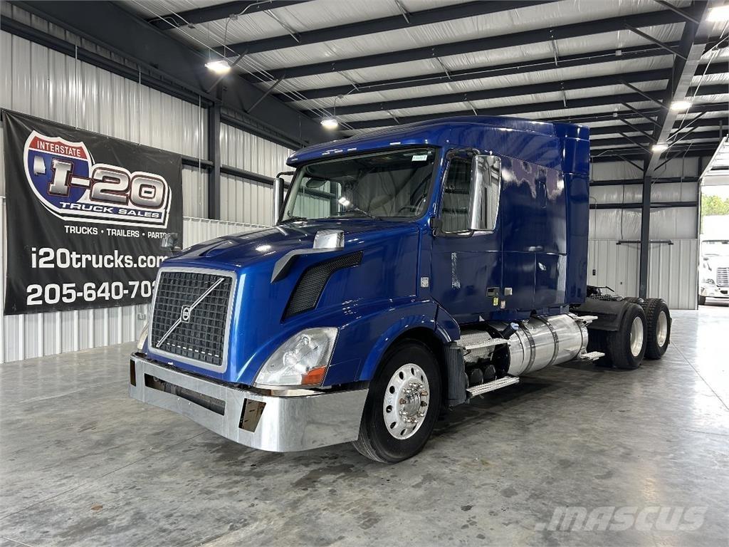 Volvo VNL630 Tracteur routier