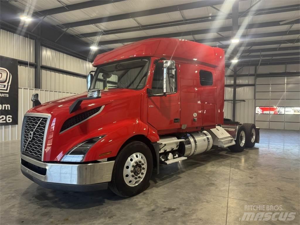 Volvo VNL64T740 Tracteur routier