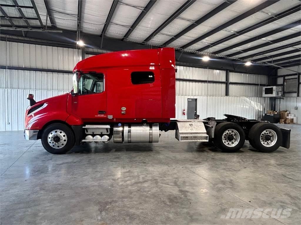Volvo VNL740 Tracteur routier