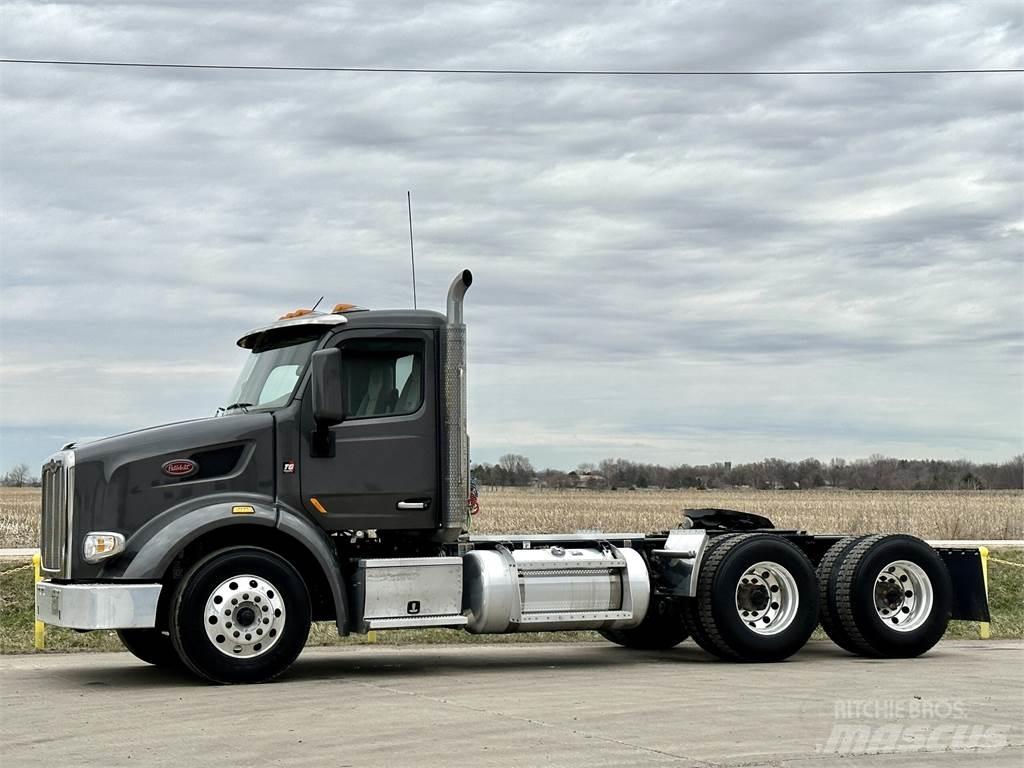 Peterbilt 567 Tracteur routier