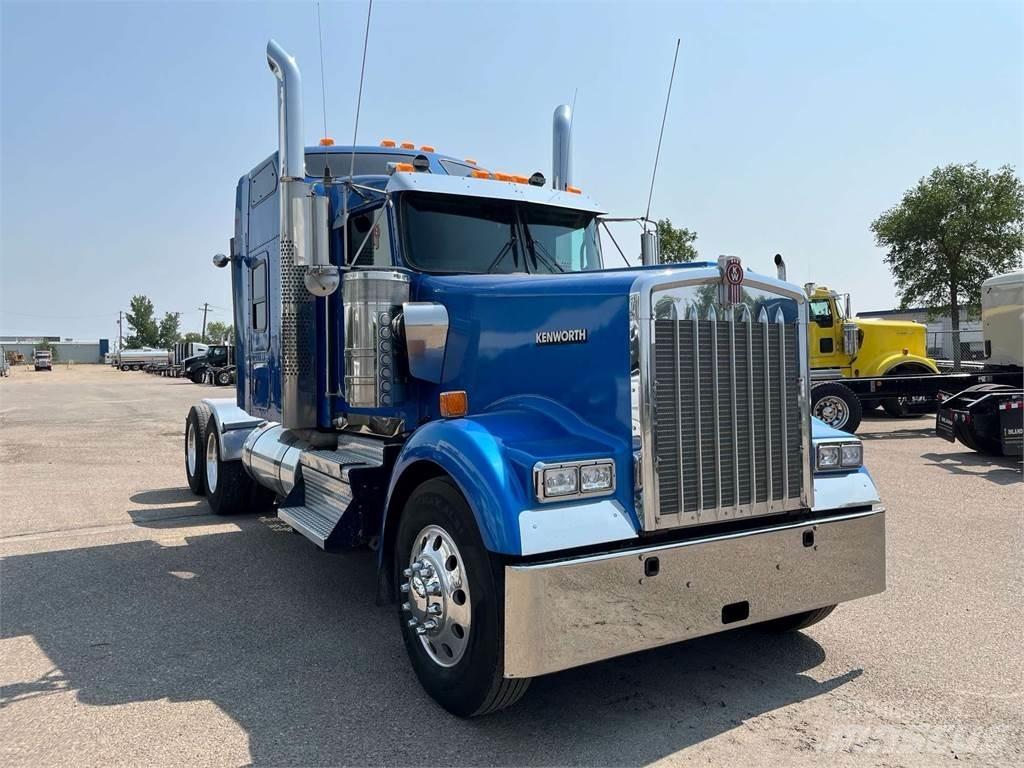 Kenworth W900L Tracteur routier