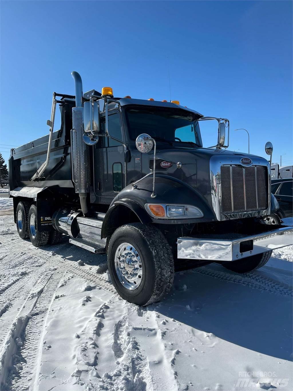 Peterbilt 348 Camion benne