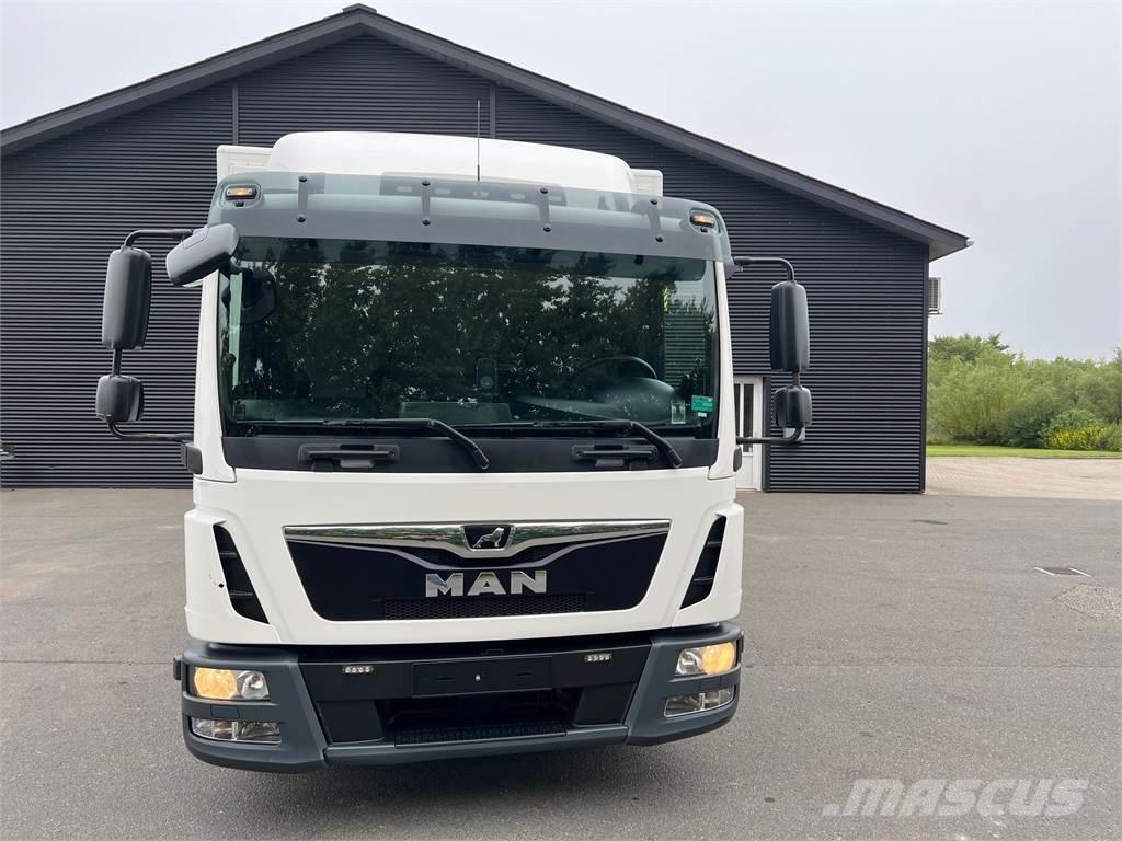 MAN TGL 12.220 Camion Fourgon