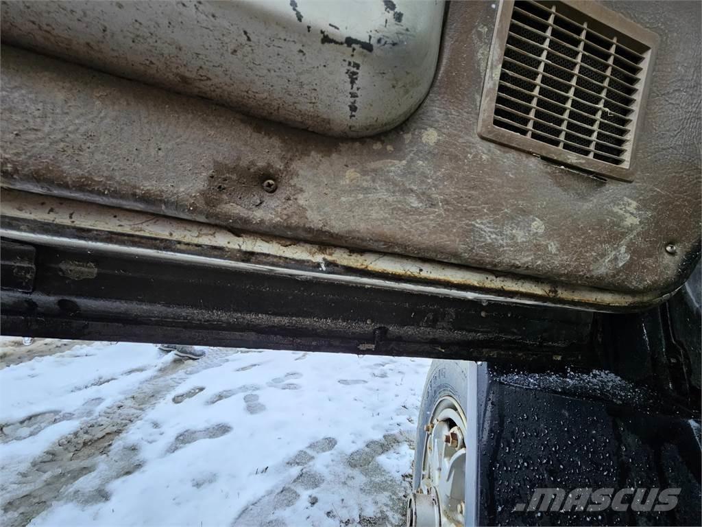 Ford L9000 Autres accessoires