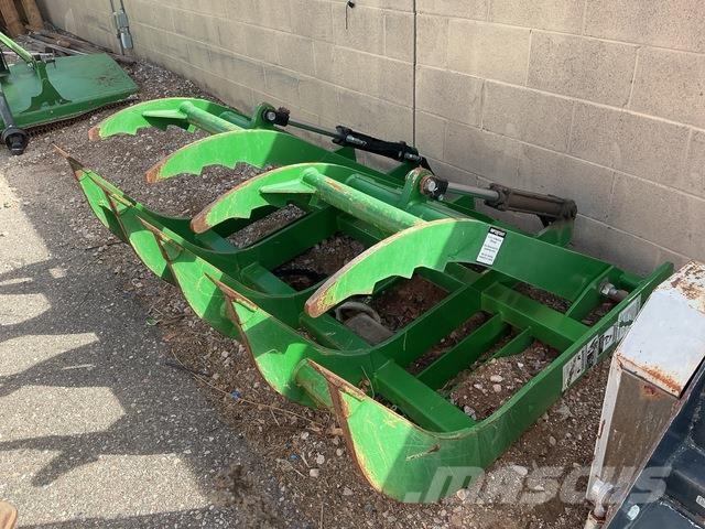  60 in Grapple Grappin