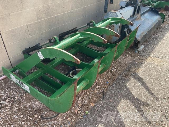  60 in Grapple Grappin