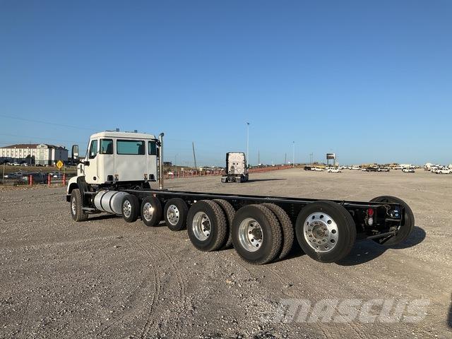 Autocar DC64 Cabines