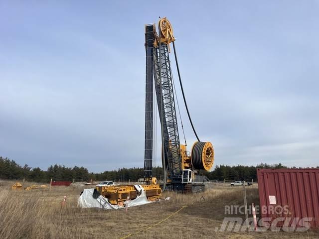 Bauer BC50 Enfonce pieu hydraulique