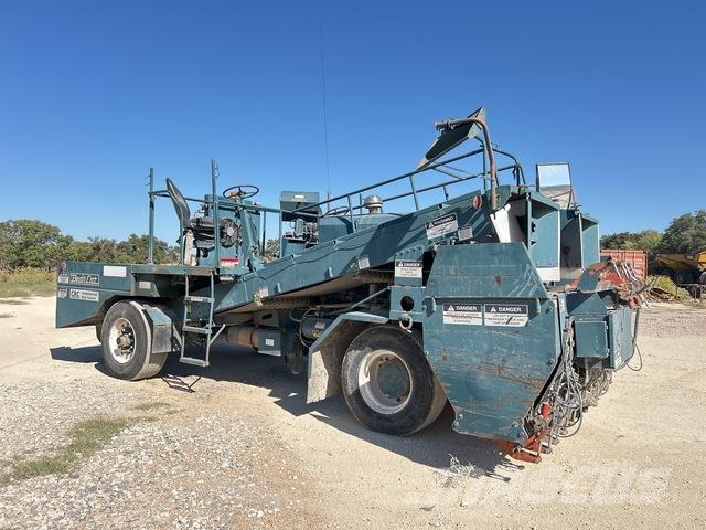  Bearcat Sableuse et saleuse