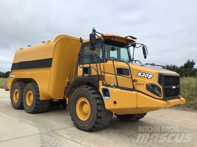 Bell B30E Camion citerne à eau