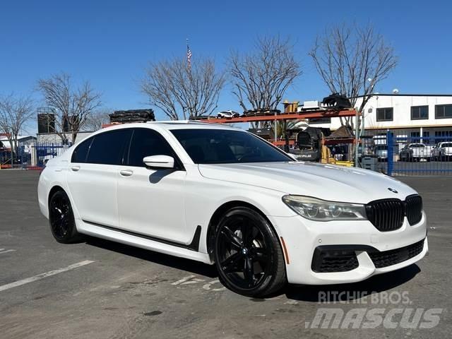 BMW 750I Voiture