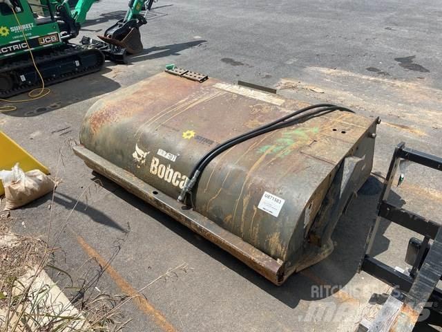 Bobcat 72 Balayeuse / Autolaveuse