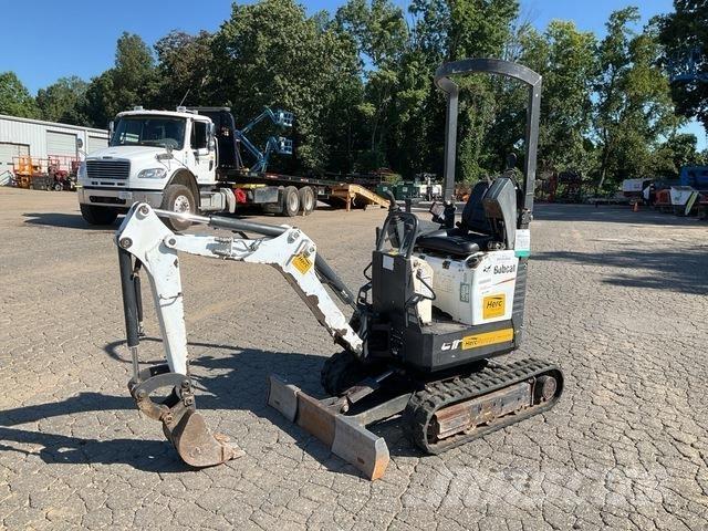 Bobcat E10 Pelle sur chenilles
