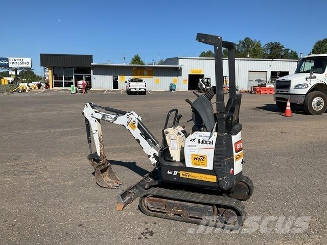 Bobcat E10 Pelle sur chenilles