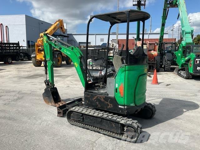 Bobcat E20 Pelle sur chenilles