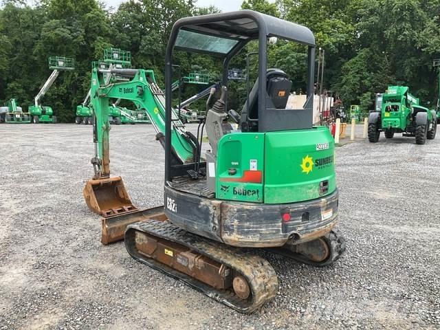 Bobcat E32i Pelle sur chenilles
