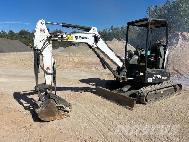Bobcat E35i Pelle sur chenilles