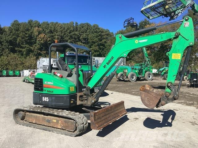 Bobcat E45 Pelle sur chenilles