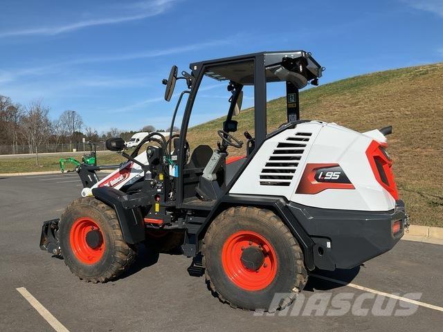 Bobcat L95 Chargeuse sur pneus