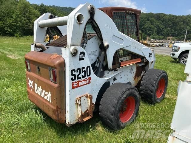 Bobcat S250 Chargeuse compacte