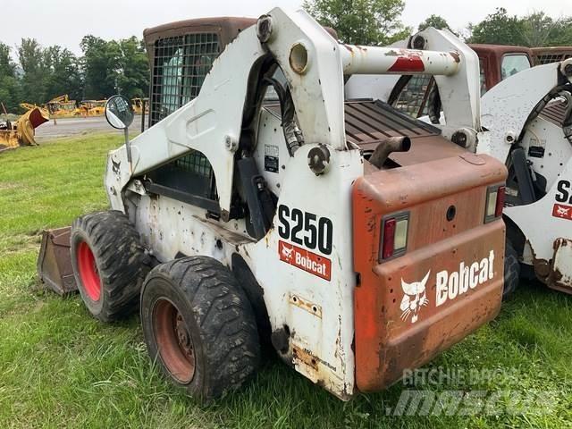 Bobcat S250 Chargeuse compacte