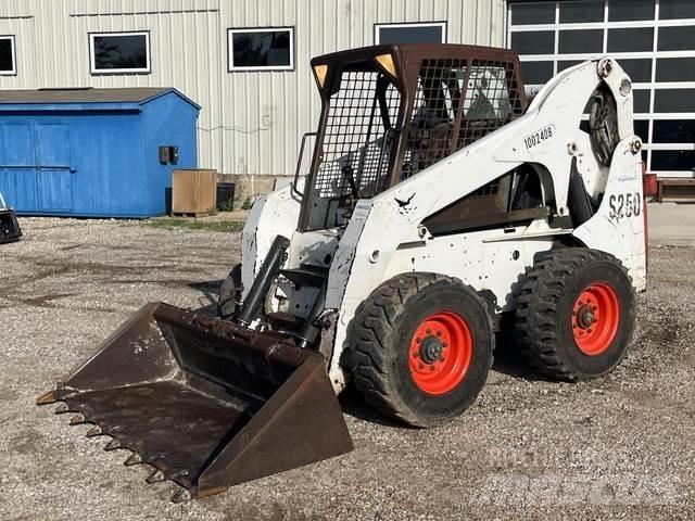 Bobcat S250 Chargeuse compacte