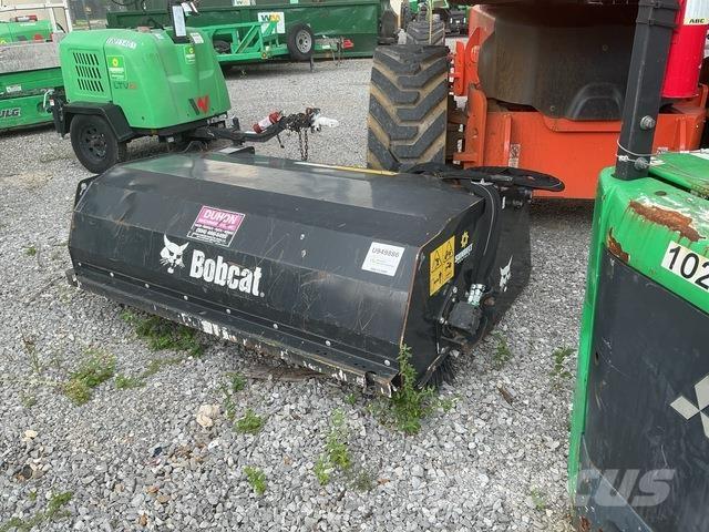Bobcat SWB72 Balayeuse / Autolaveuse