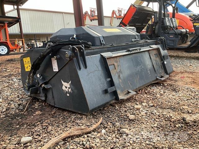 Bobcat SWB72 Balayeuse / Autolaveuse