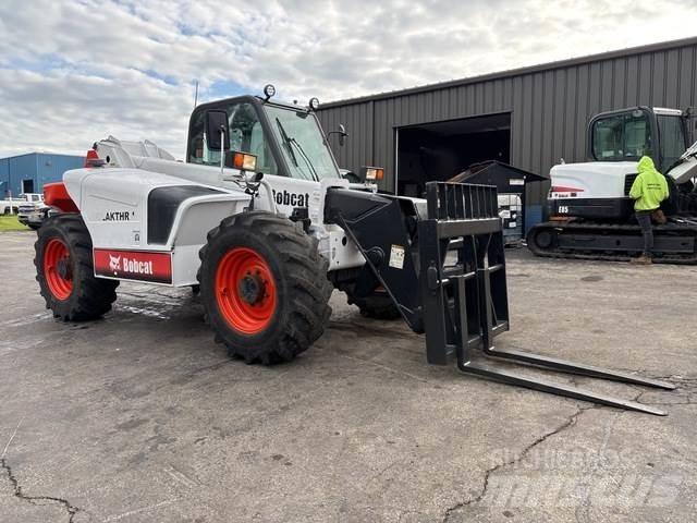 Bobcat V723 Chariot télescopique