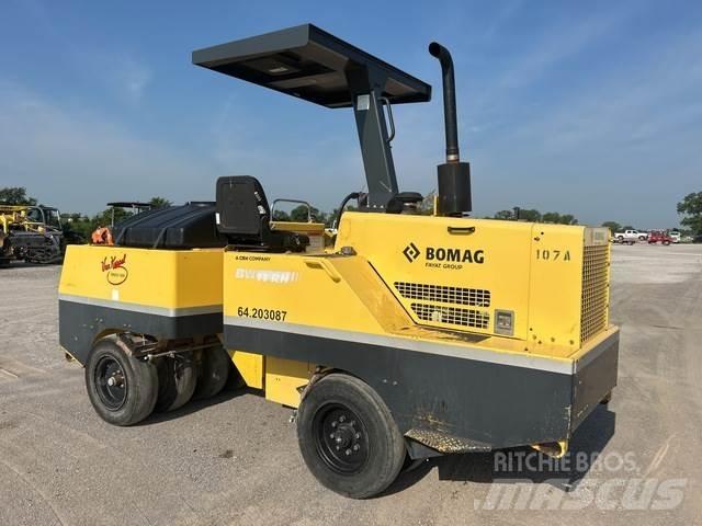 Bomag BW11RH Rouleaux à pneumatiques