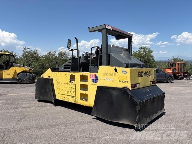 Bomag BW24R Rouleaux à pneumatiques