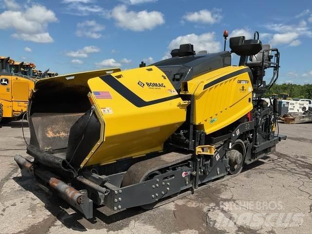 Bomag CR-820T Finisseur