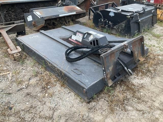 Bradco 15330 Tondeuses montées