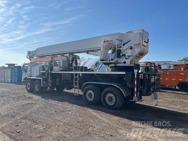 Bronto S178HDT Grue sur chenilles