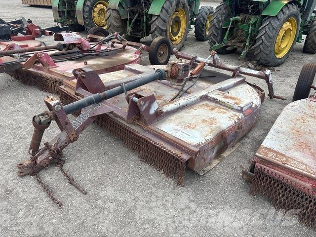Bush Hog  Broyeur / Gyrobroyeur / Epareuse